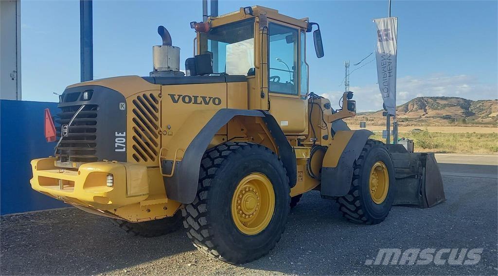 Volvo L70E Фронтальні навантажувачі
