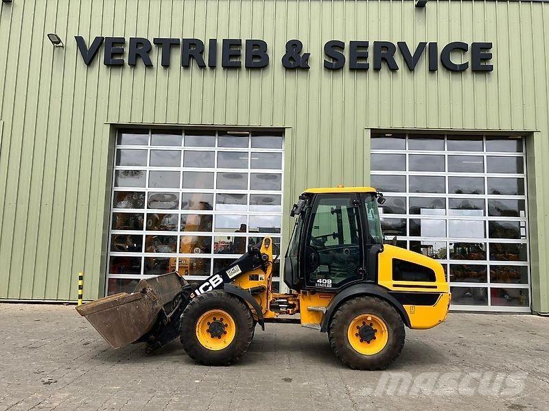 JCB 409 Фронтальні навантажувачі
