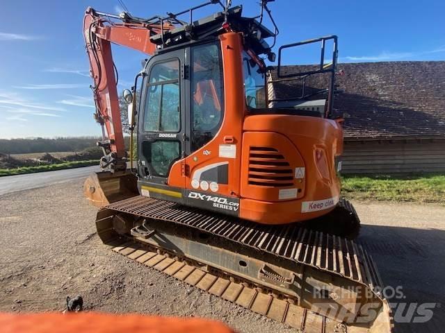 Doosan DX140LCR Гусеничні екскаватори