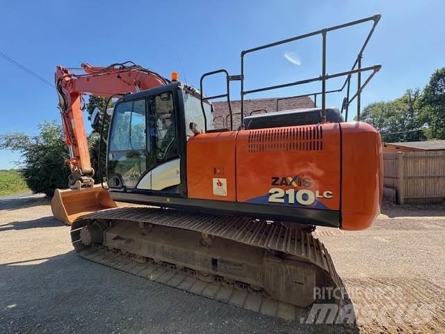 Hitachi ZX210-6 Гусеничні екскаватори