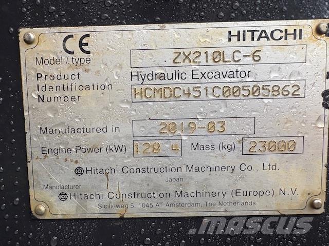 Hitachi ZX210LC-6 Гусеничні екскаватори