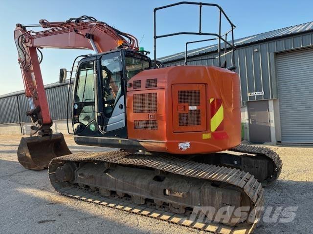 Hitachi ZX225 US-6 Гусеничні екскаватори