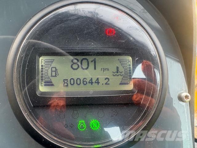 Mecalac 9MDX Міні самоскиди