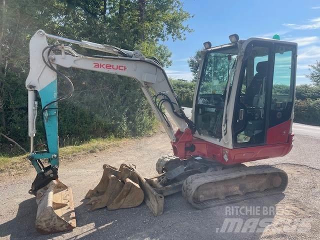 Takeuchi TB230 Середні екскаватори 7т. - 12т.