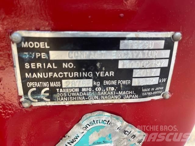 Takeuchi TB230 Середні екскаватори 7т. - 12т.