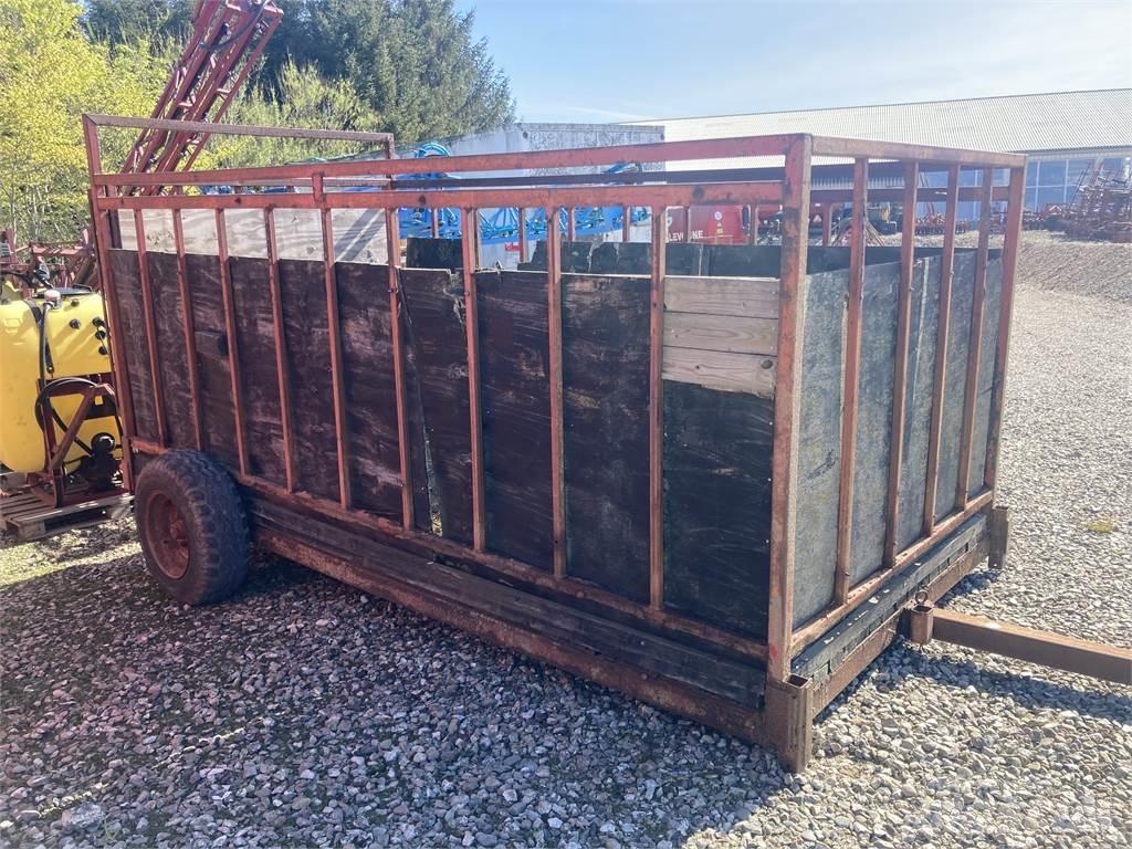  2X3,5MTR Трейлери для транспортування тварин