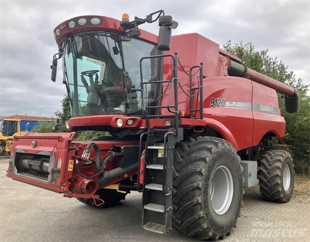 Case IH AF9120 Зернозбиральні комбайни