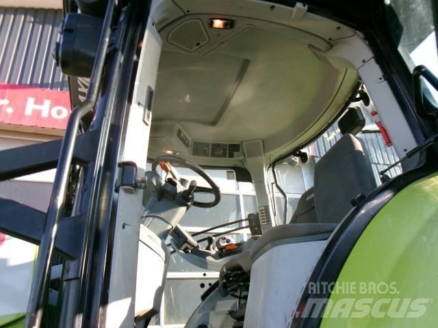 CLAAS AXION 800 Трактори