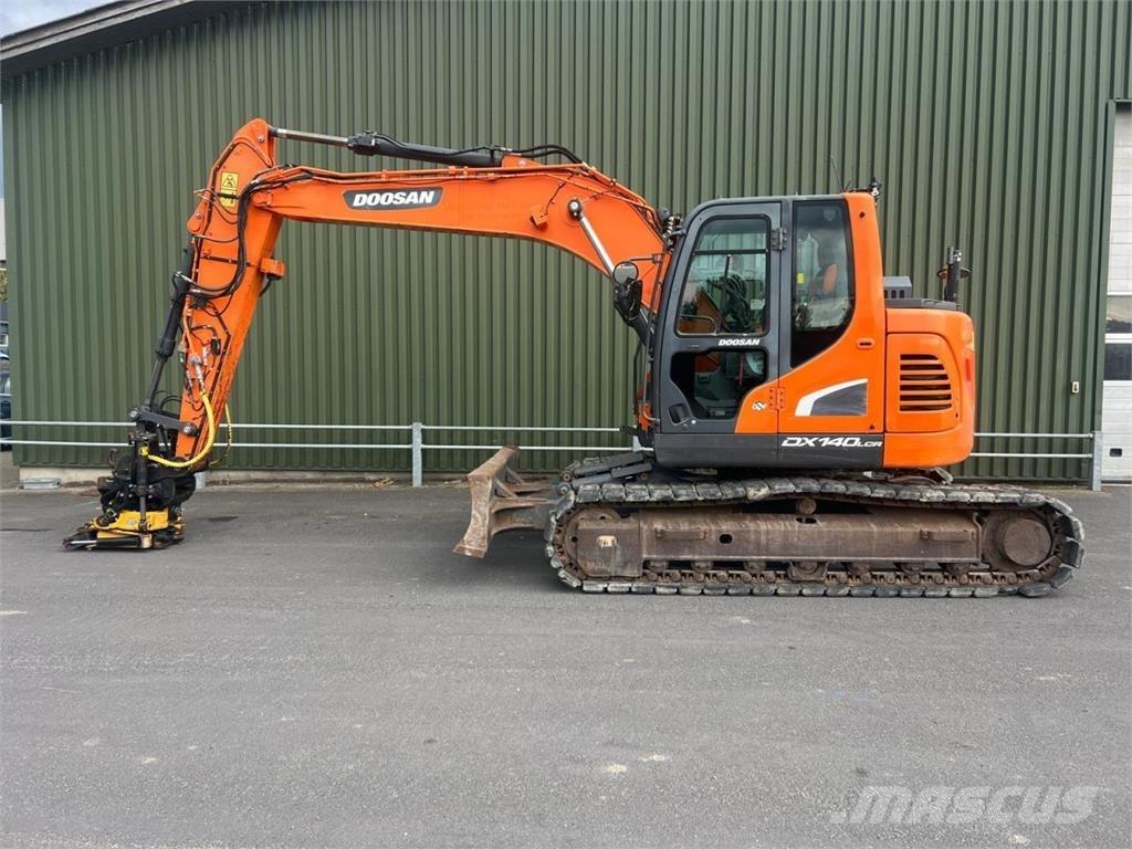 Doosan DX140LCR-5 Гусеничні екскаватори