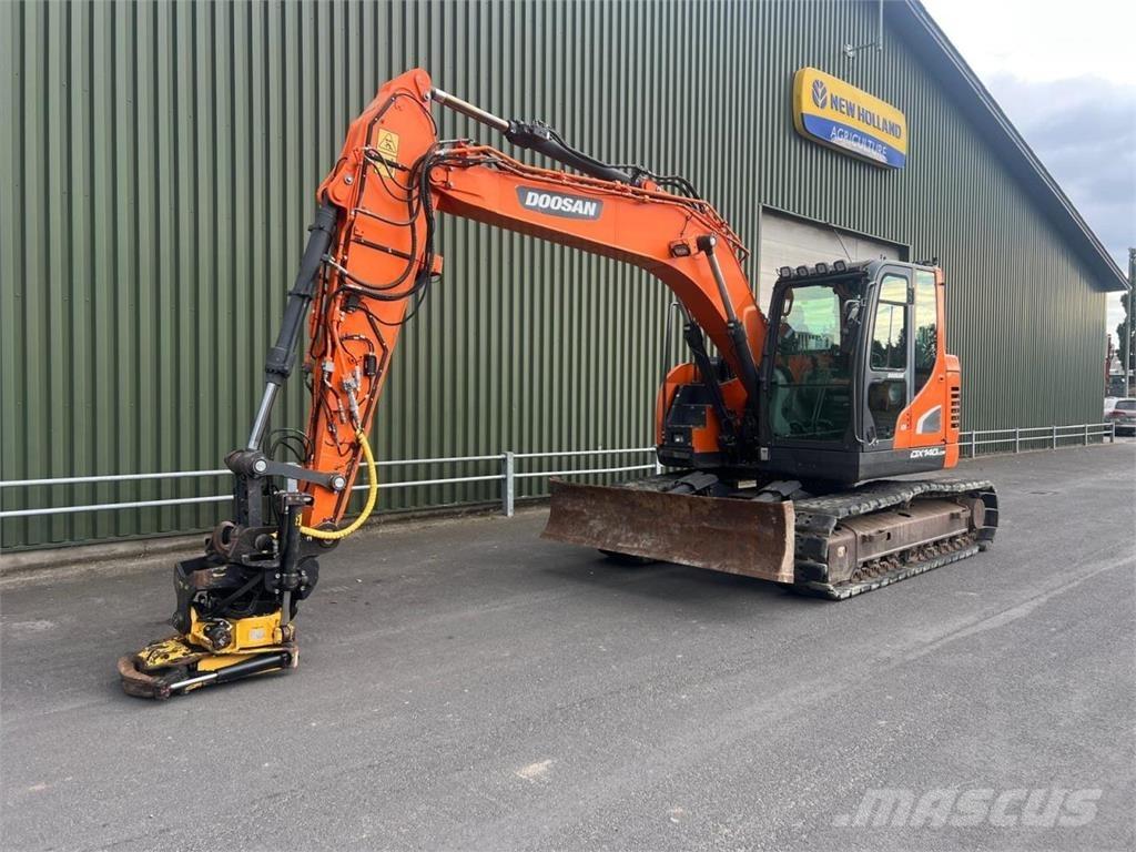 Doosan DX140LCR-5 Гусеничні екскаватори