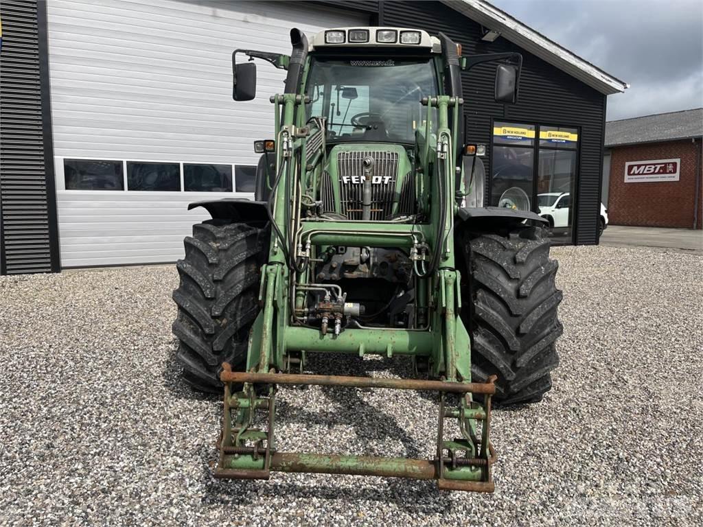 Fendt 412 VARIO Трактори