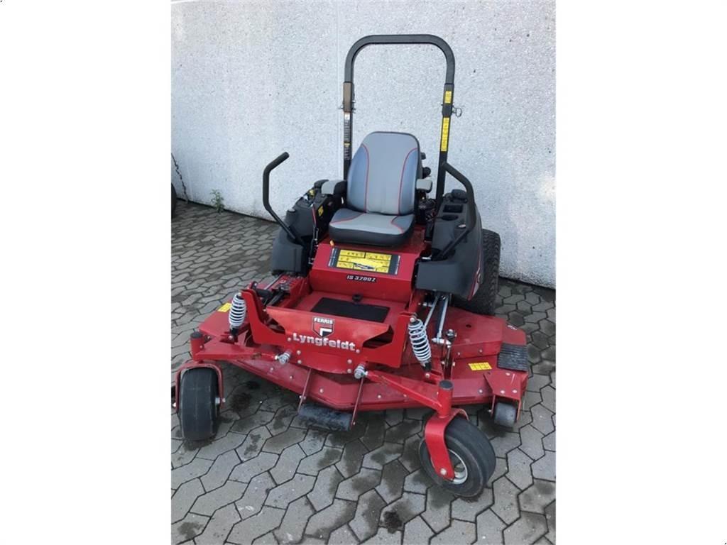 Ferris ZT 3200 Трактори