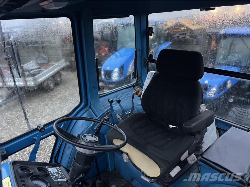 Ford 7710 Трактори