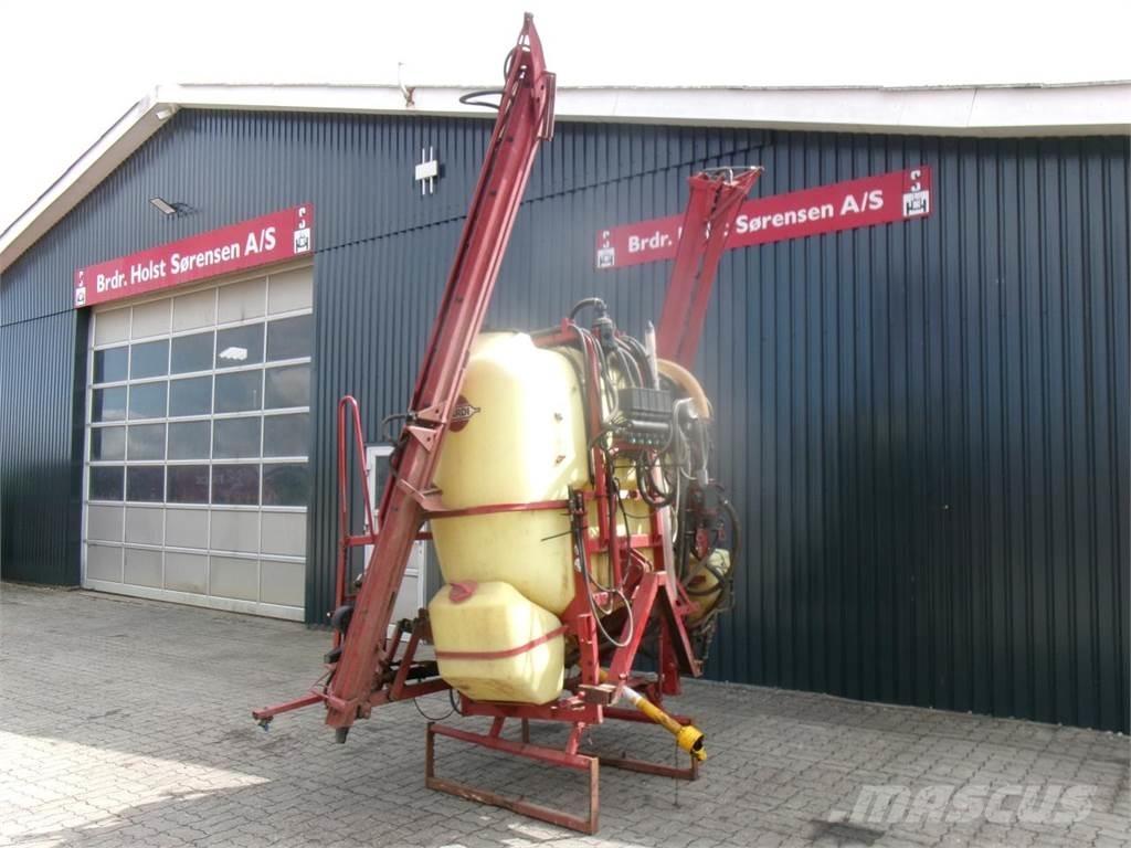 Hardi 1200L 15 M Навісні обприскувачі