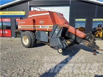 Hesston 4860S Тюкові прес-підбирачі
