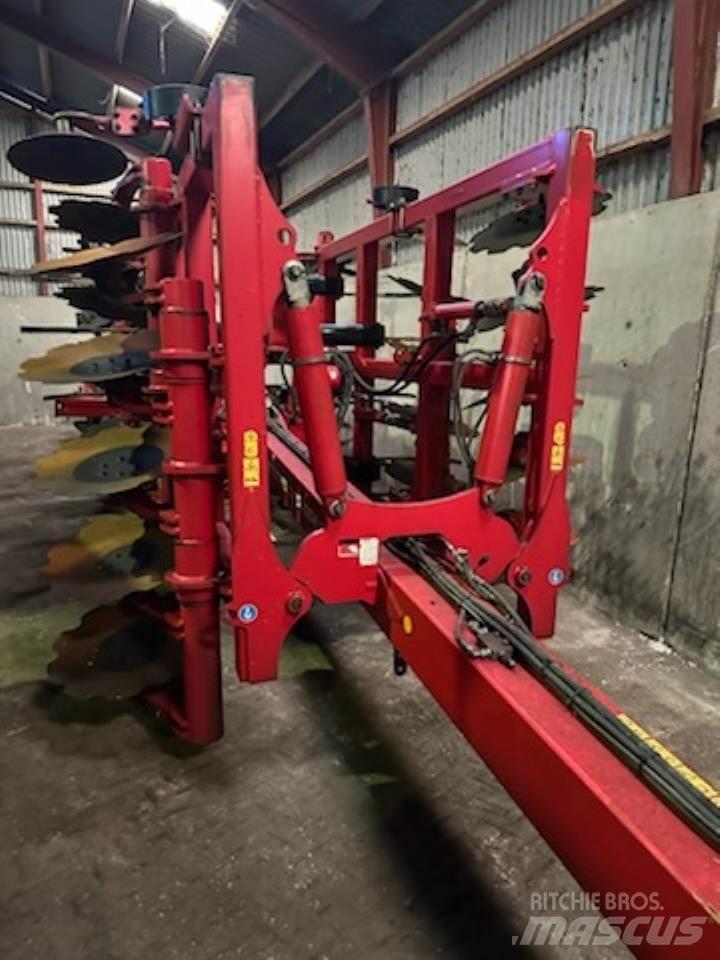Horsch TIGER 4 MT Дискові борони