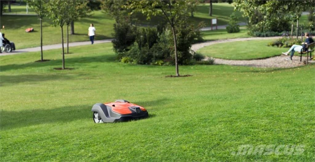 Husqvarna AM550 Косилки