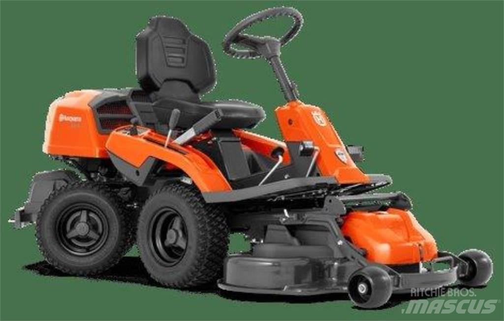 Husqvarna R214TC Трактори