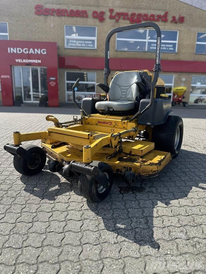 Hustler Z RD Трактори