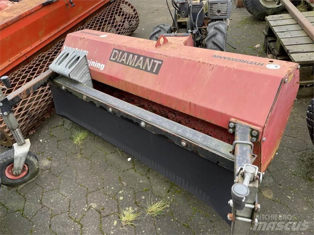 Hydromann 1250 Граблі і сінозворушувачі