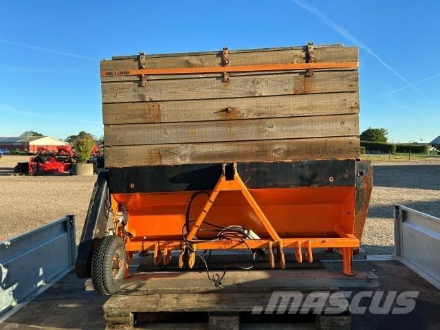 Hydromann 300 Розсіювачі солі та піску