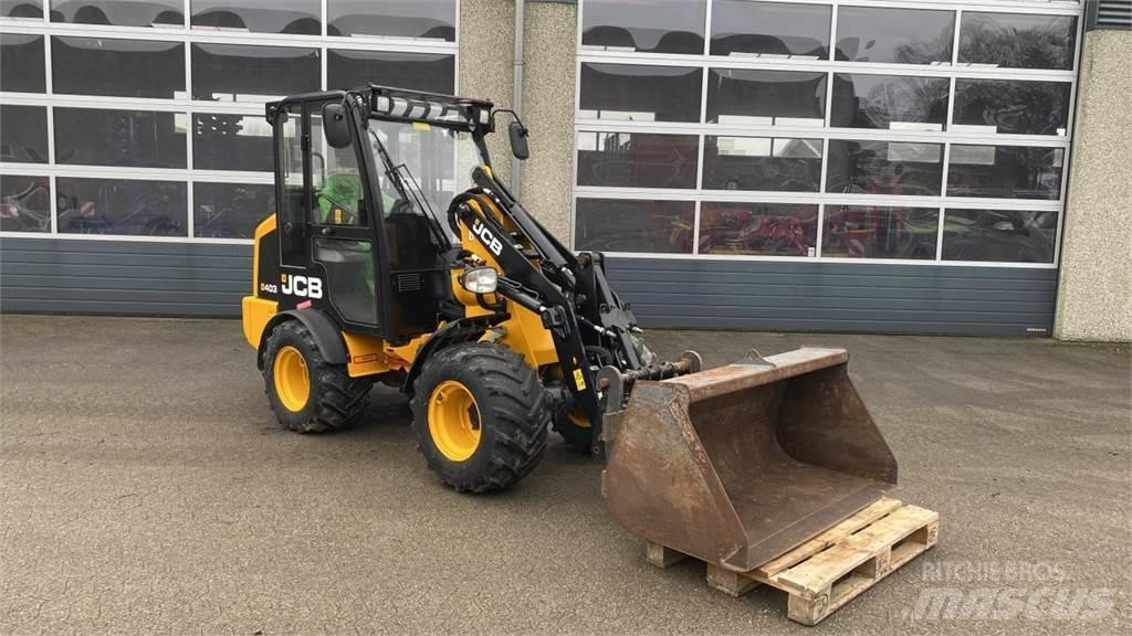 JCB 403 Малі навантажувачі