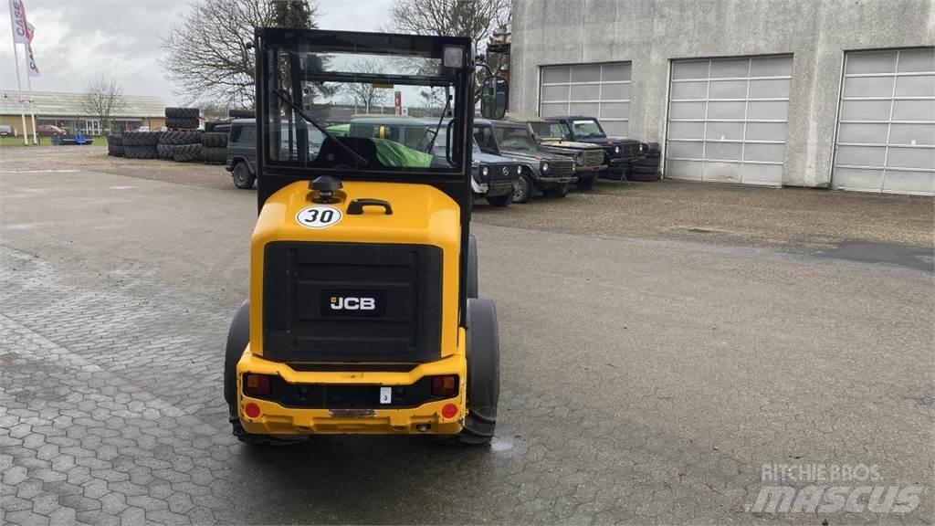 JCB 403 Малі навантажувачі