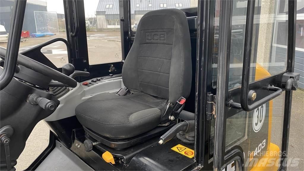 JCB 403 Малі навантажувачі