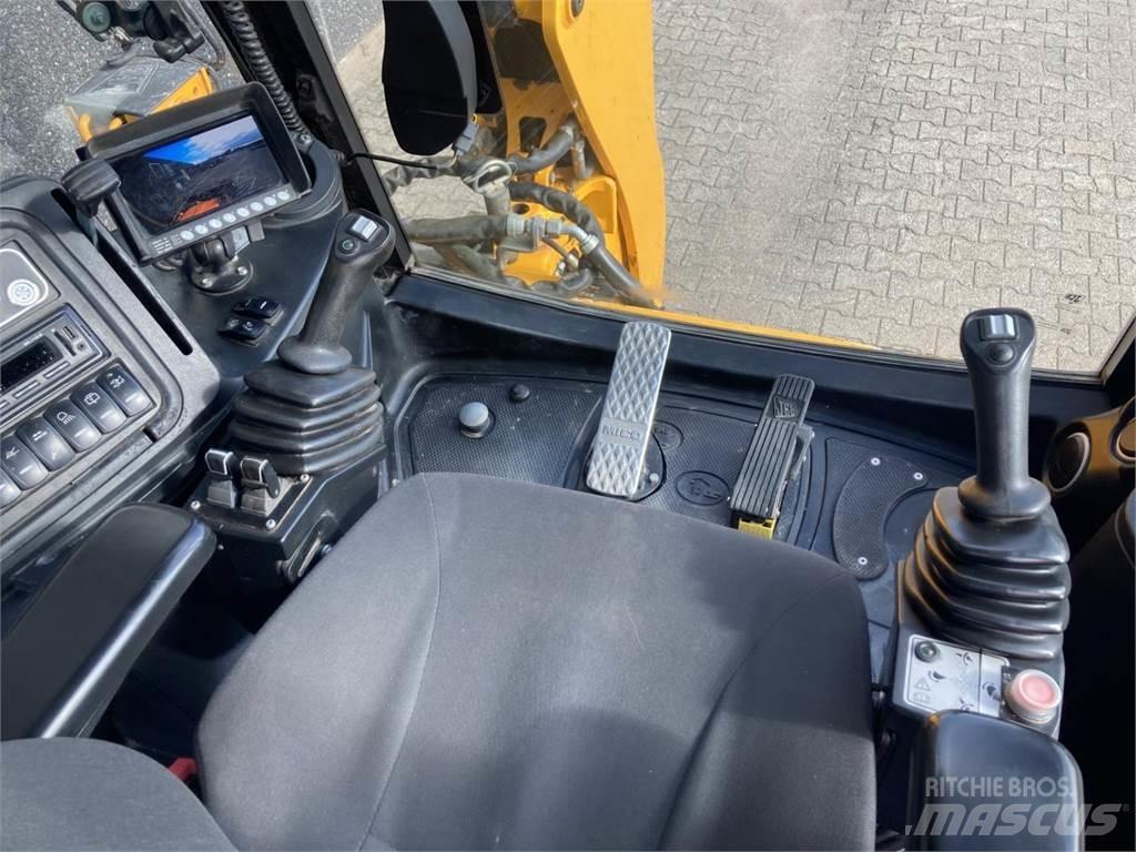 JCB 4CX Екскаватори-навантажувачі