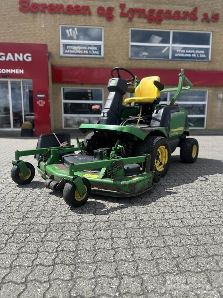 John Deere 1435 Трактори