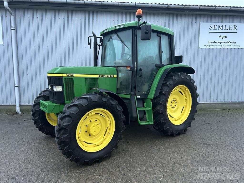 John Deere 6110 Трактори