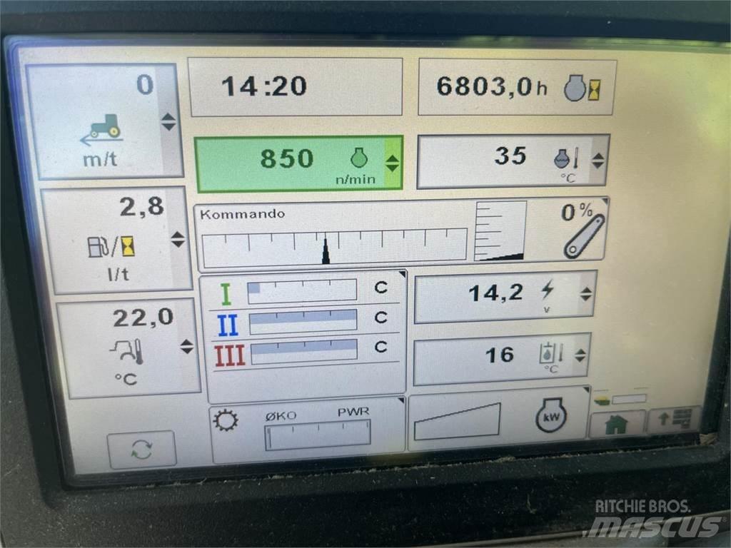 John Deere 6115 R Трактори