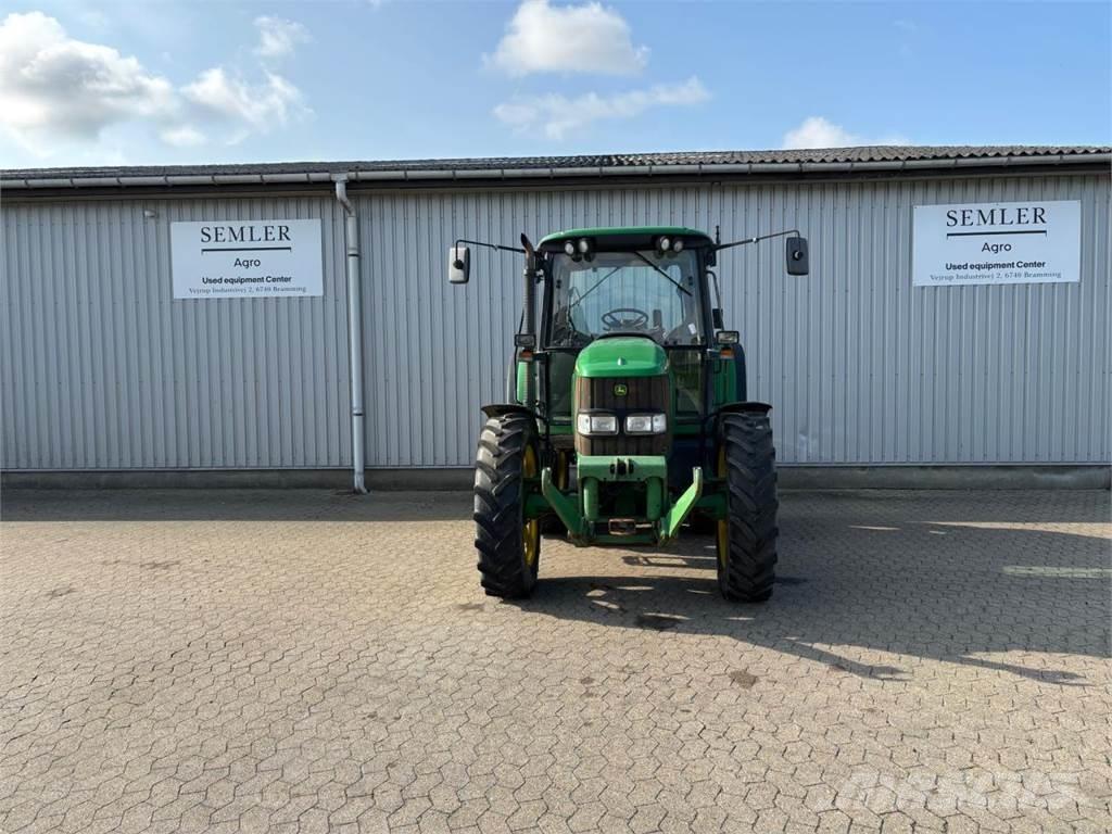 John Deere 6420 Трактори