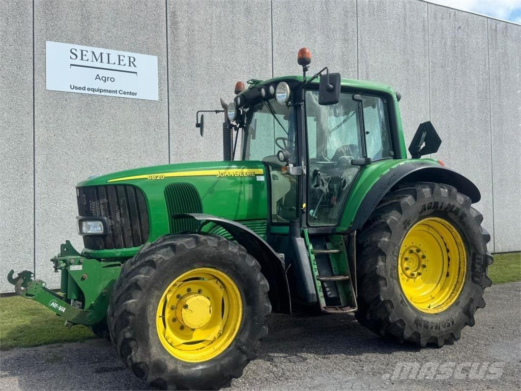 John Deere 6820 Трактори