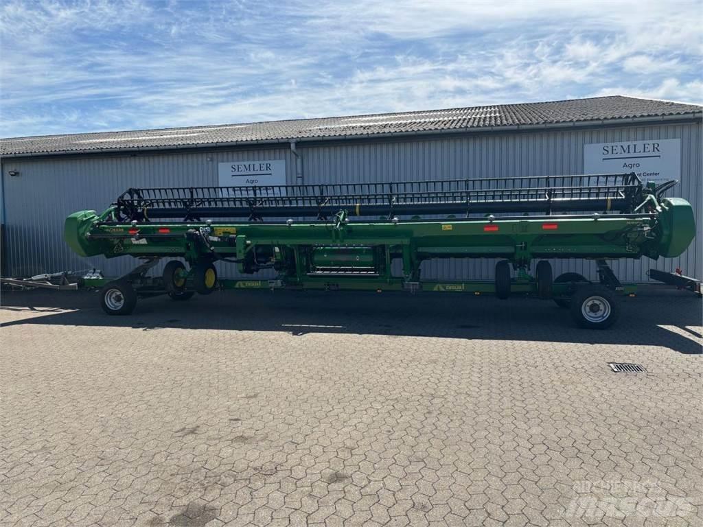John Deere 735D Жатки