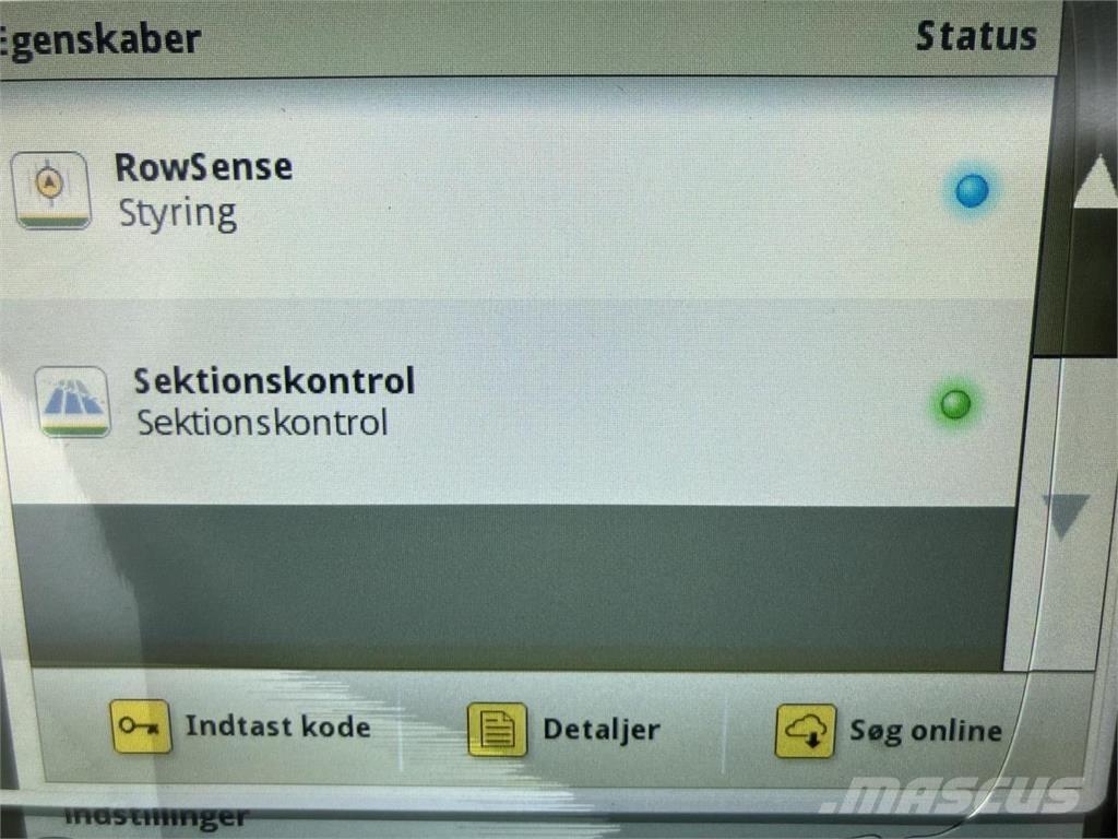 John Deere 8320R Трактори