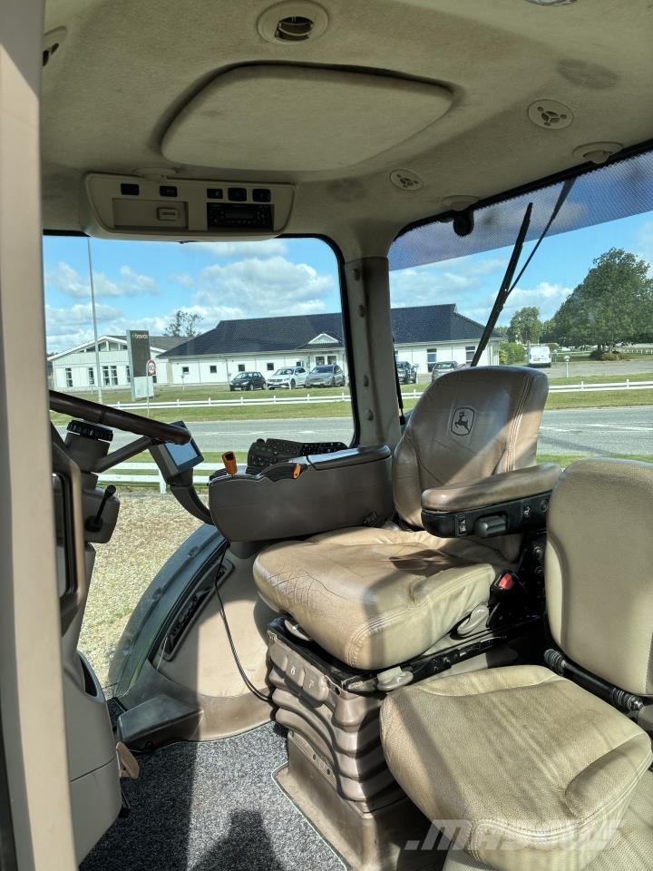 John Deere 8360 Трактори