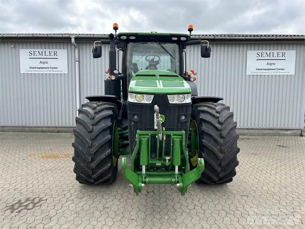 John Deere 8370R Трактори
