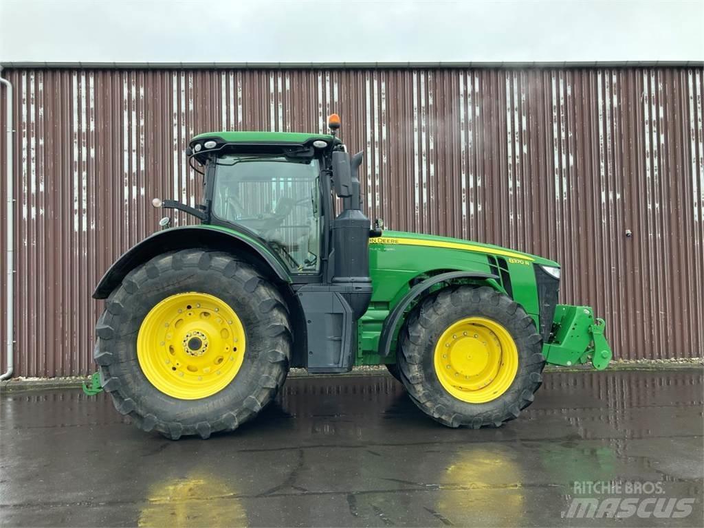 John Deere 8370R Трактори