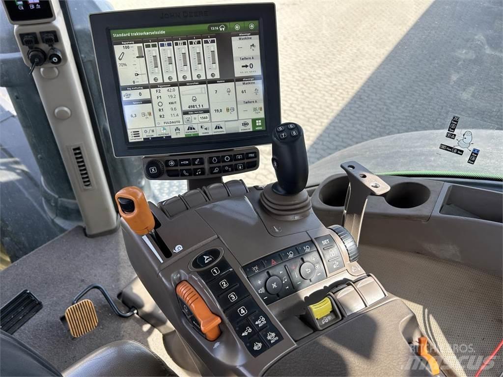 John Deere 8370R Трактори