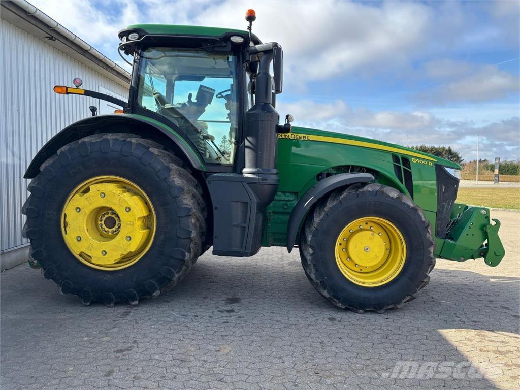John Deere 8400R Трактори