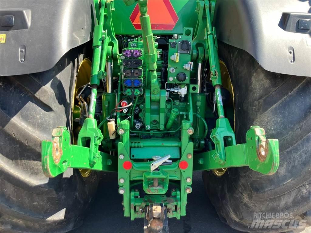 John Deere 8400R Трактори
