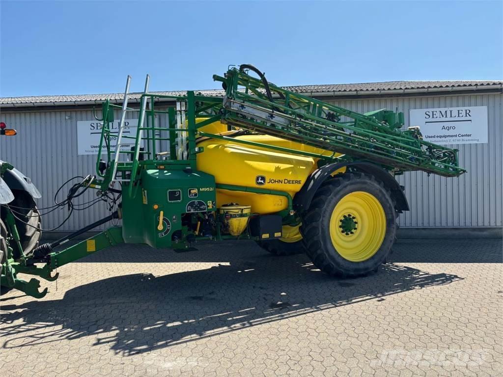 John Deere M952I Причіпні обприскувачі