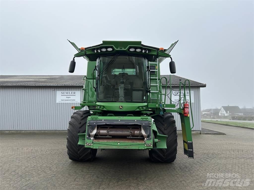 John Deere S690 Зернозбиральні комбайни