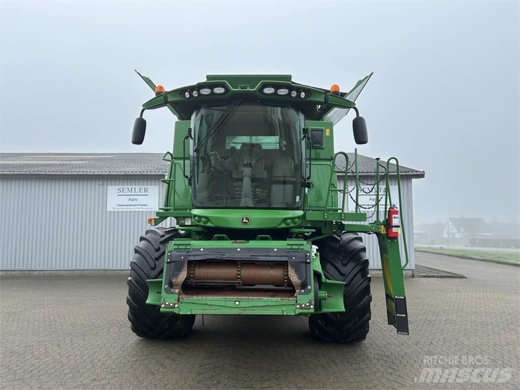 John Deere S690 Зернозбиральні комбайни