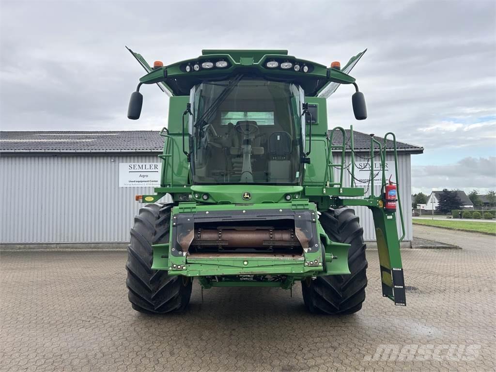 John Deere S690 Зернозбиральні комбайни