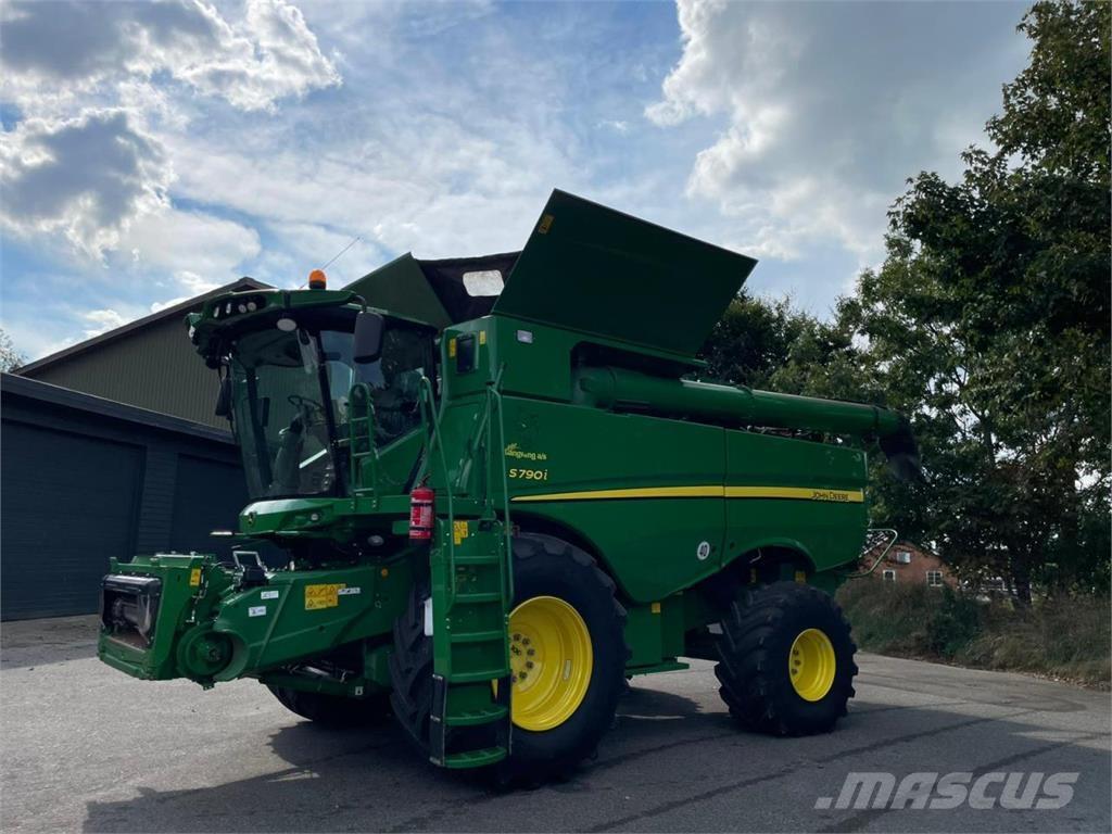 John Deere S790 Зернозбиральні комбайни