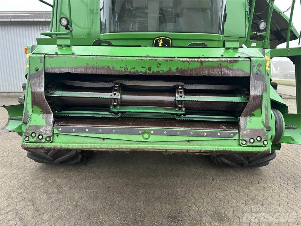 John Deere T660 Зернозбиральні комбайни