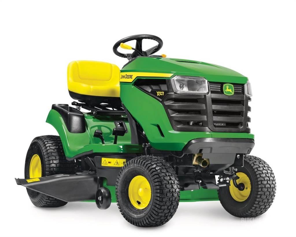 John Deere X107 Трактори