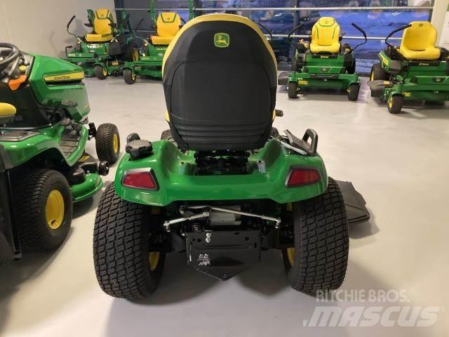 John Deere X584 Трактори